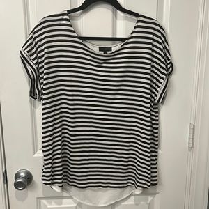 The Limited Black and White Short Sleeve Shirt EUC